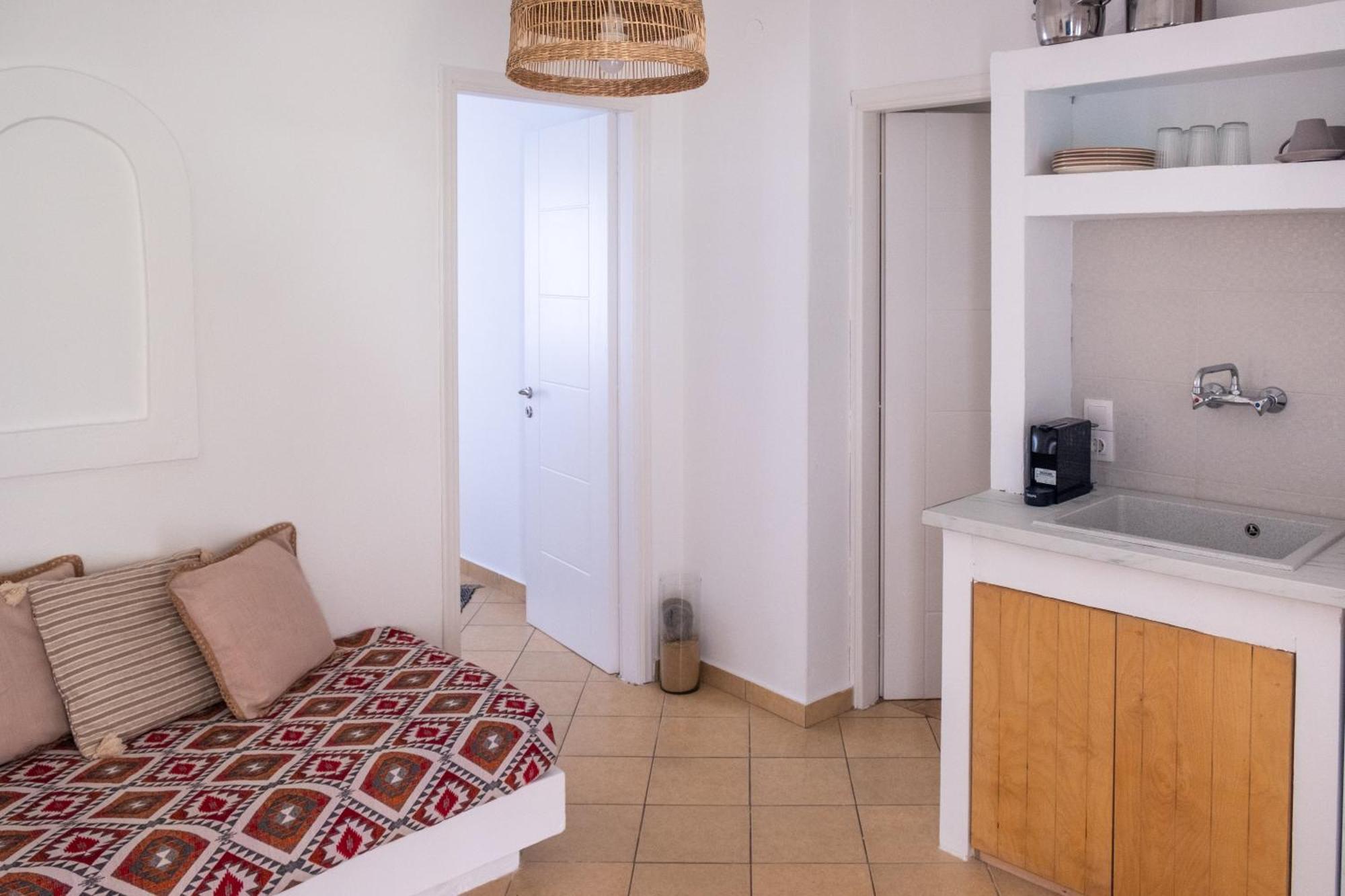 Aloni Ios Apartment ไมโลโพตาส ภายนอก รูปภาพ