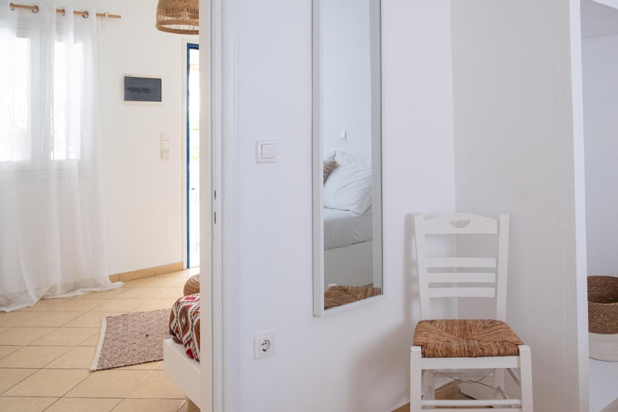 Aloni Ios Apartment ไมโลโพตาส ภายนอก รูปภาพ